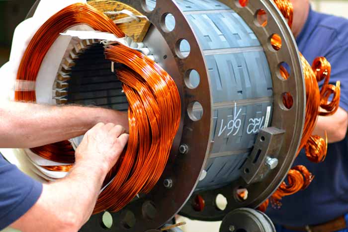 Bobinage d'un gros moteur électrique